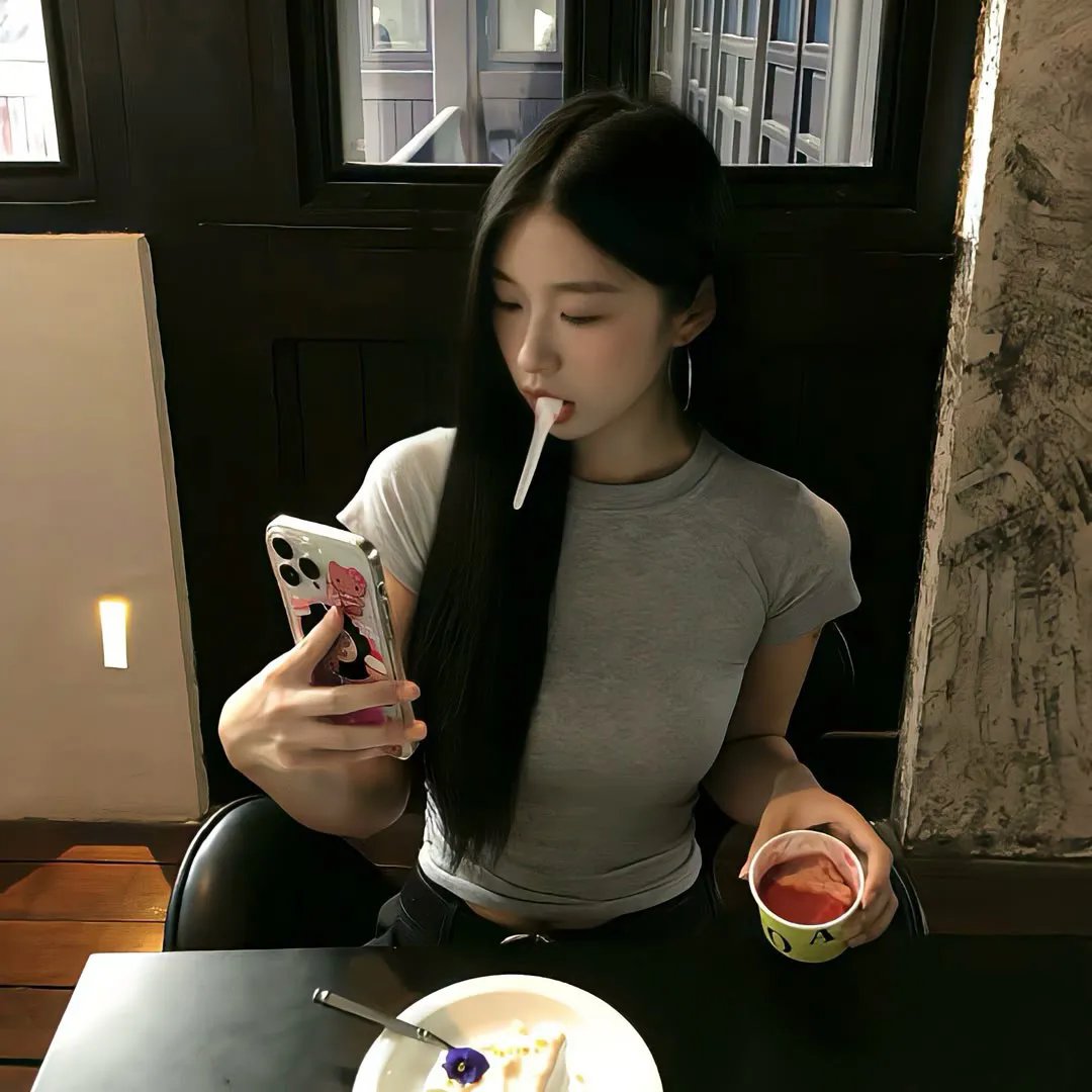 航向热带岛屿的冰山